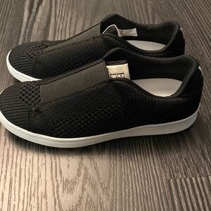 🍍ELLEN DEGENERES NO TIE SNEAKERS🍍SIZE 5M🍍